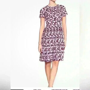 NWOT Banana Republic Ginko Acordian Pleat Floral Midi Dress sz 4